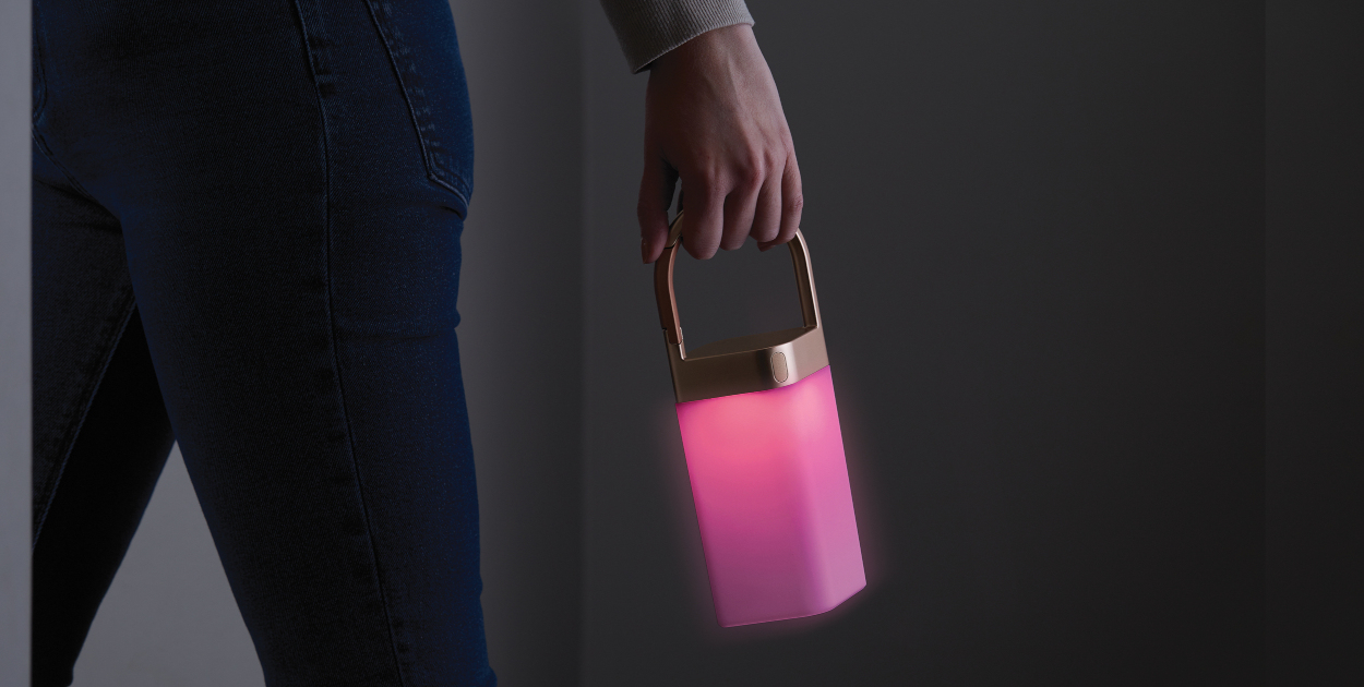 Dėklas Lexon Horizon belaidė LED lempa oranžinė LH77O1 aprašymas - Prekės nuotrauka Dėklas Lexon Horizon belaidė LED lempa oranžinė LH77O1 aprašymas - Prekės nuotrauka