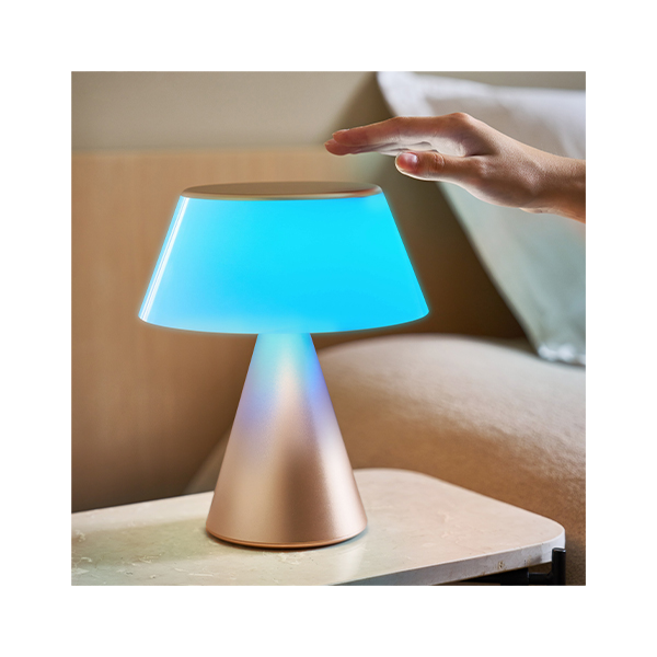 Dėklas Lexon Luma XL LED lempa tamsiai mėlyna LH98MDB aprašymas - Prekės nuotrauka Dėklas Lexon Luma XL LED lempa tamsiai mėlyna LH98MDB aprašymas - Prekės nuotrauka