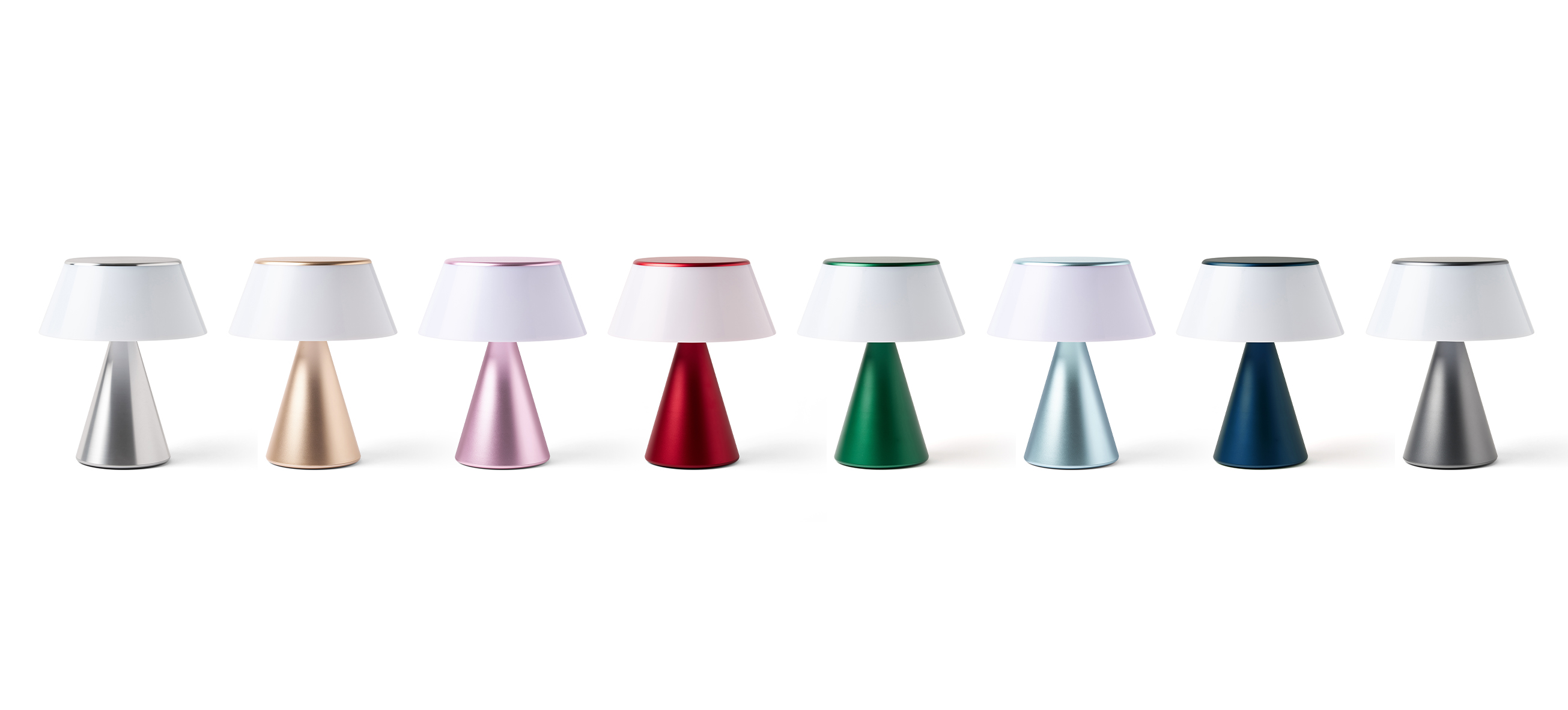 Dėklas Lexon Luma XL LED lempa tamsiai mėlyna LH98MDB aprašymas - Prekės nuotrauka Dėklas Lexon Luma XL LED lempa tamsiai mėlyna LH98MDB aprašymas - Prekės nuotrauka