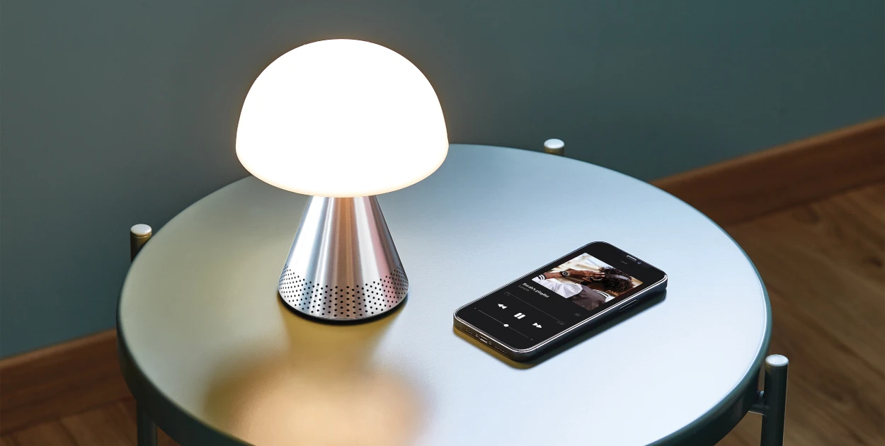 LEXON | Mina L Audio | 5 W | Soft Gold aprašymas - Prekės nuotrauka