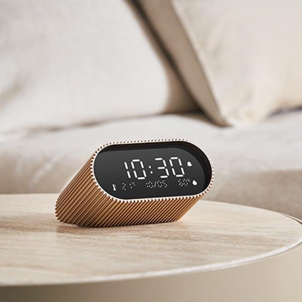 lexon-ray-clock-alarm-clock-with-temperature