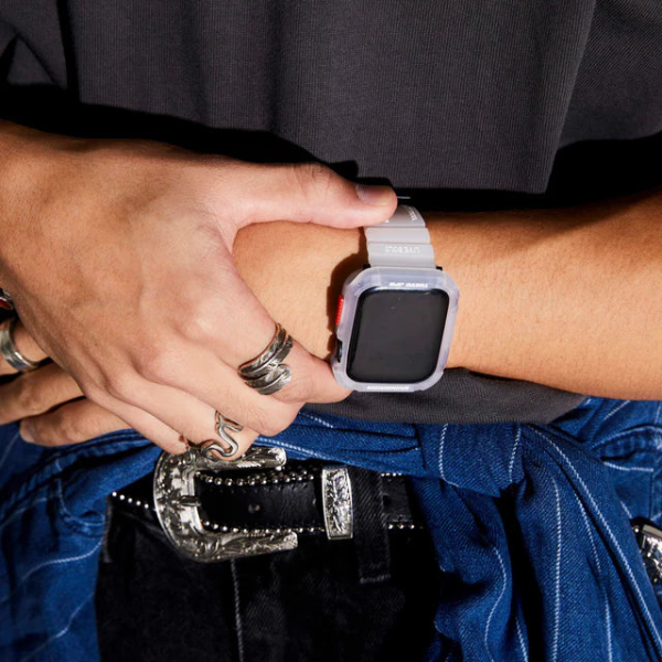 apyrankė Skinarma Shokku to Apple Watch 49/45/44 MM frost aprašymas - Prekės nuotrauka apyrankė Skinarma Shokku to Apple Watch 49/45/44 MM frost aprašymas - Prekės nuotrauka