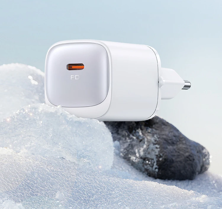 USAMS Laidinis įkroviklis CC251 30W GaN USB-C Fast Charging HC Series violetinės spalvos CC251TC03 aprašymas - Prekės nuotrauka