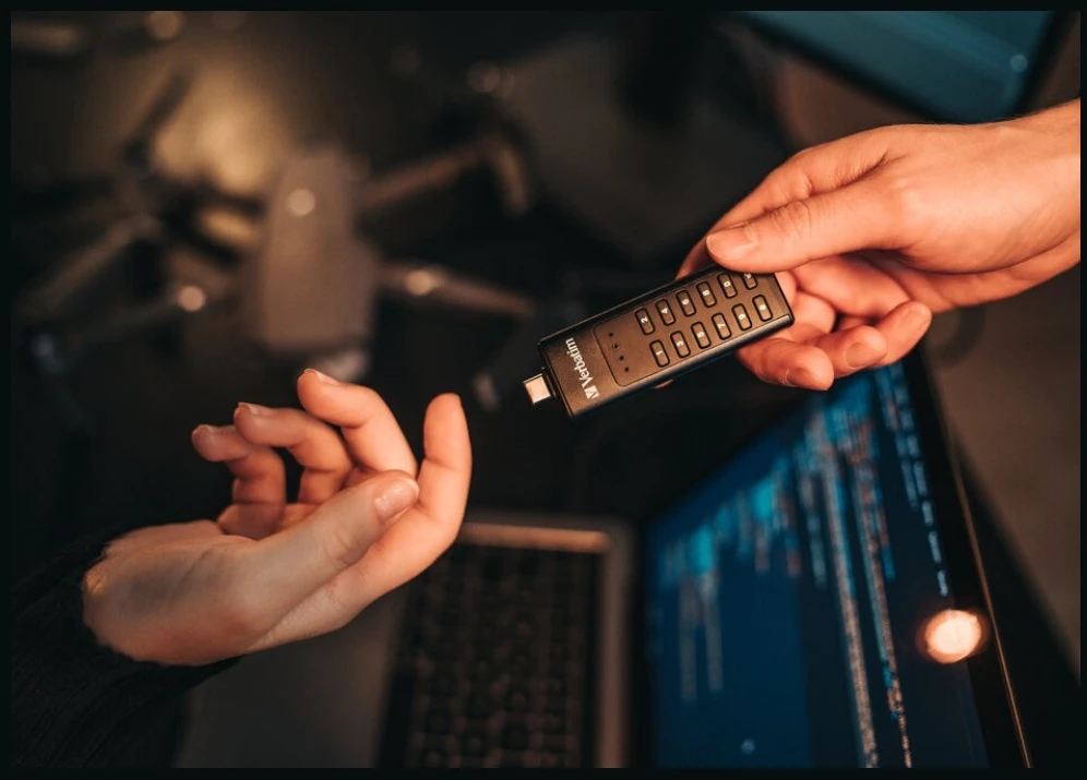 Pendrive Verbatim klaviatūra Secure, 64 GB (49431)