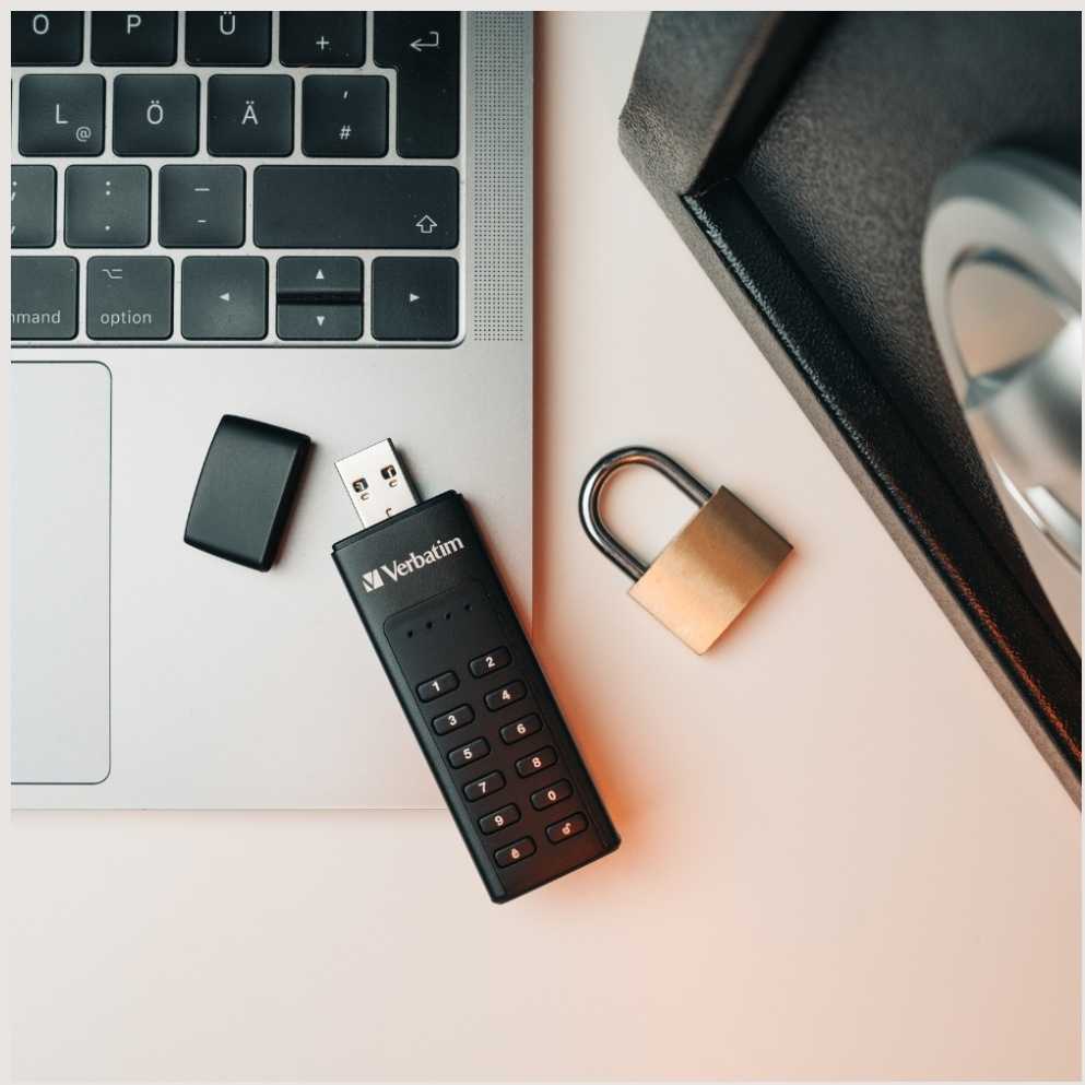Išorinis diskas Verbatim klaviatūra Saugus USB 3.2 Gen 1 64 GB kiekvienas 49428