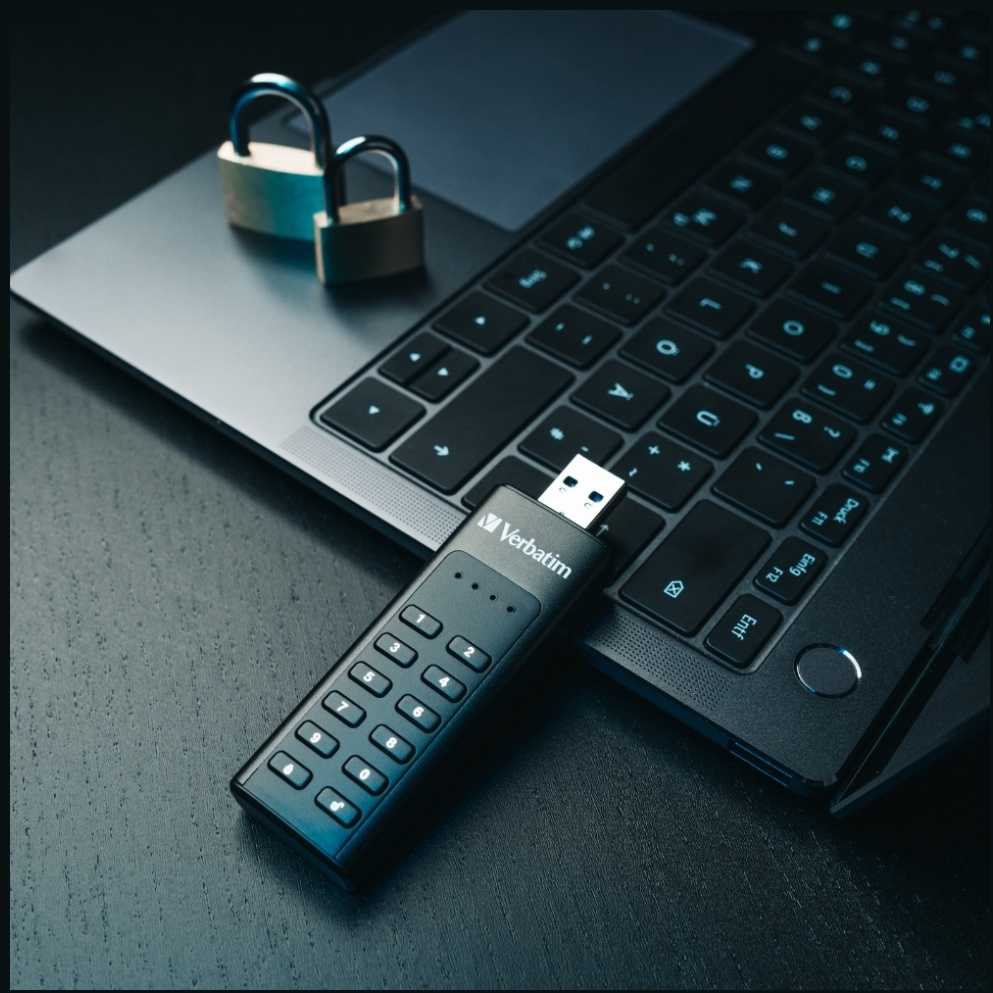 Išorinis diskas Verbatim klaviatūra Saugus USB 3.2 Gen 1 64 GB kiekvienas 49428