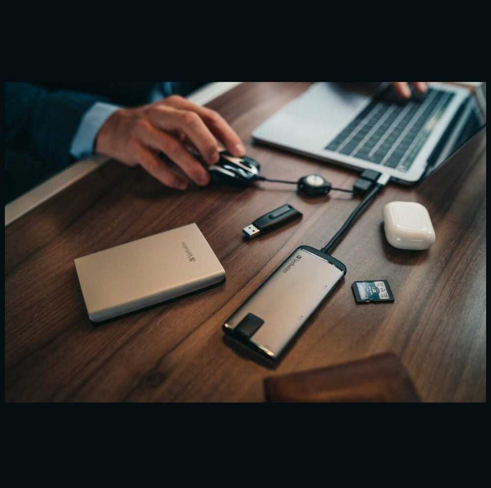 Kietasis diskas 2,5 Verbatim 8.9cm 2TB USB 3.0 Store n Go Sidabrinis retail