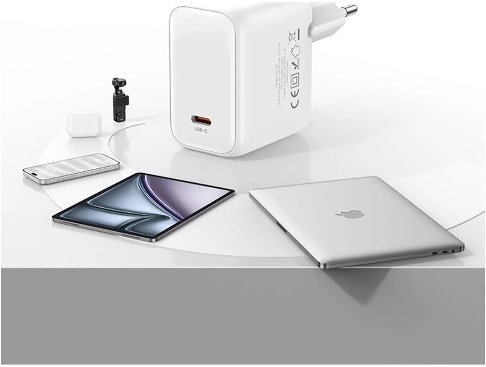 Įkroviklis jungiama į tinklą USAMS CC339 T76 45W GaN Fast Charger USB-C balta