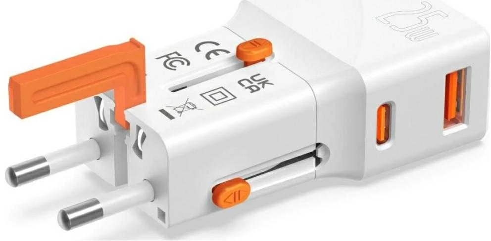 4smarts Nomad kelioninis adapteris su išstumiamais kištukais