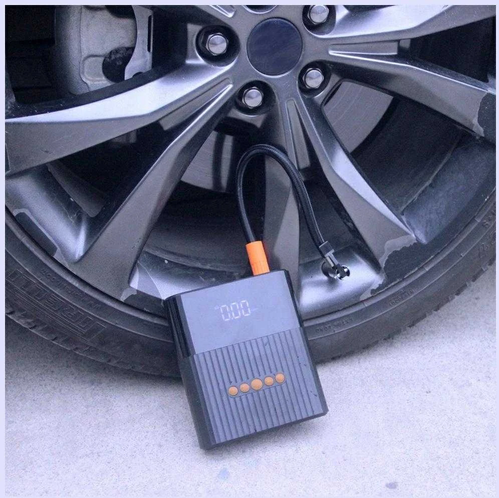 Įkroviklis „4smarts PitStop+“ 8800 mAh su kompresoriumi ir žibintuvėliu, juodos spalvos
