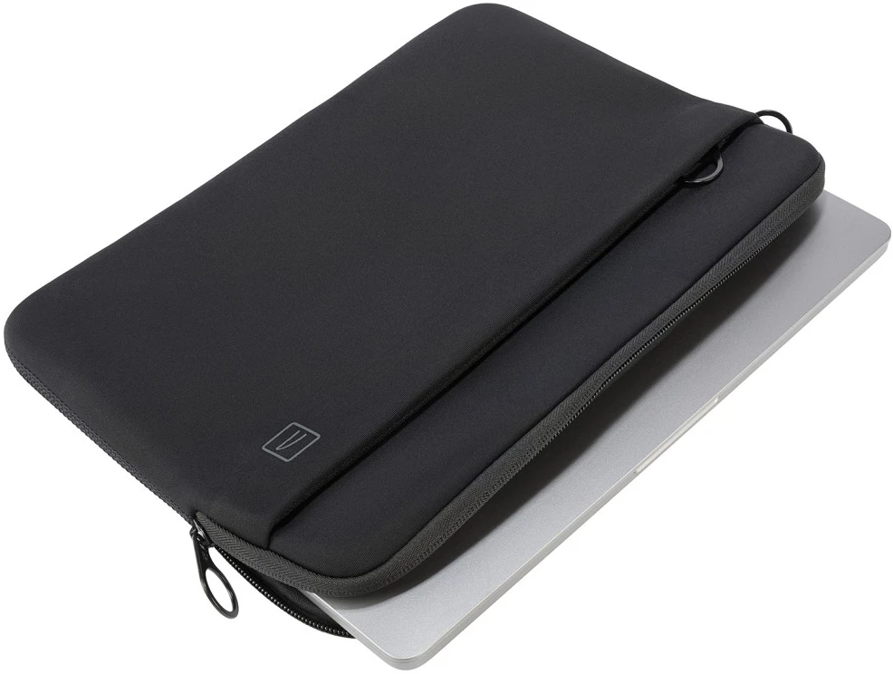 „Tucano Top Second“ dėklas, skirtas „Macbook Pro 13“ (M2/M1/2022–2016) ir „Macbook Air 13“ (M3/M2/2024–2018) kompiuteriams, juodas