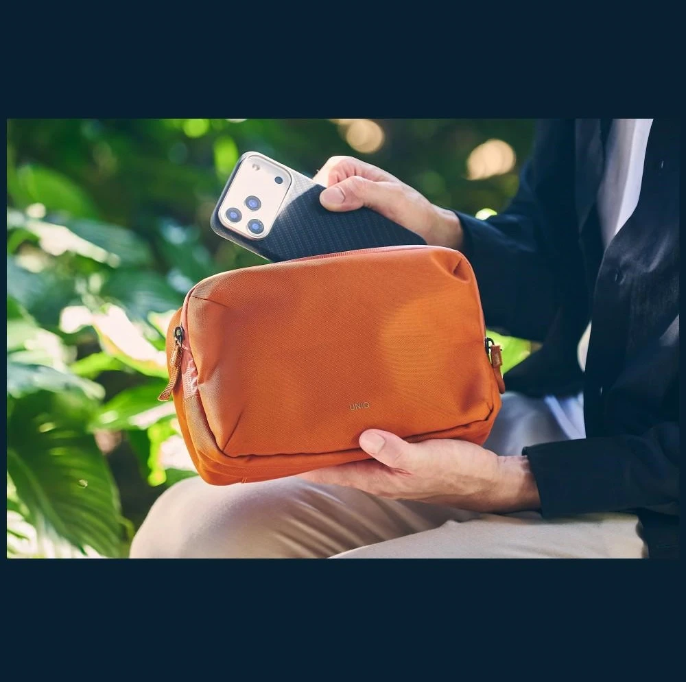 Krepšys UNIQ Denver Tech Kit Pouch 2.5L oranžinė