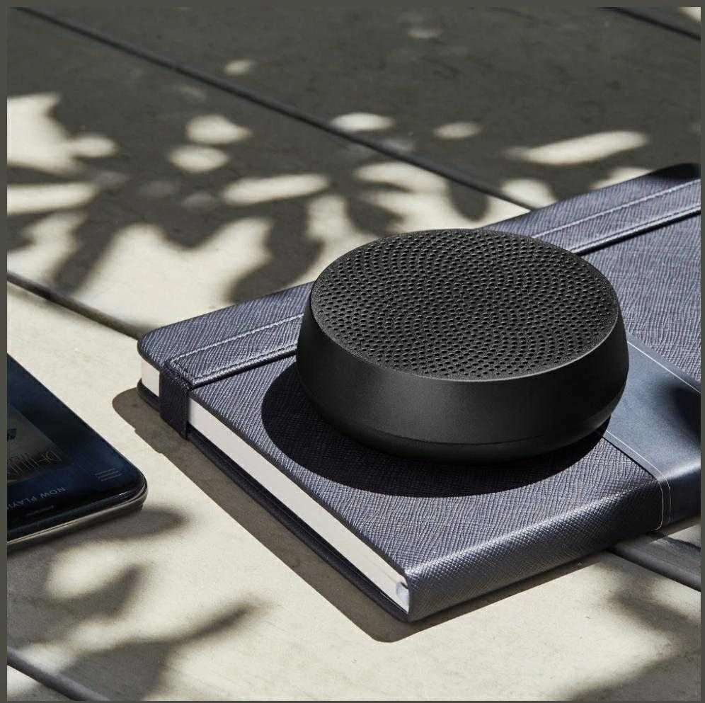 Lexon Mino+ L aliuminio „Bluetooth“ garsiakalbis, juodas LA129N