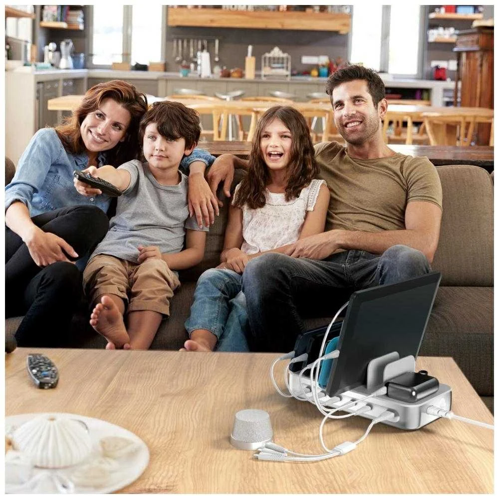 4smarts Team 100W įkrovimo stotelė 5xUSB-C su 6 laidų rinkiniu, sidabrinis
