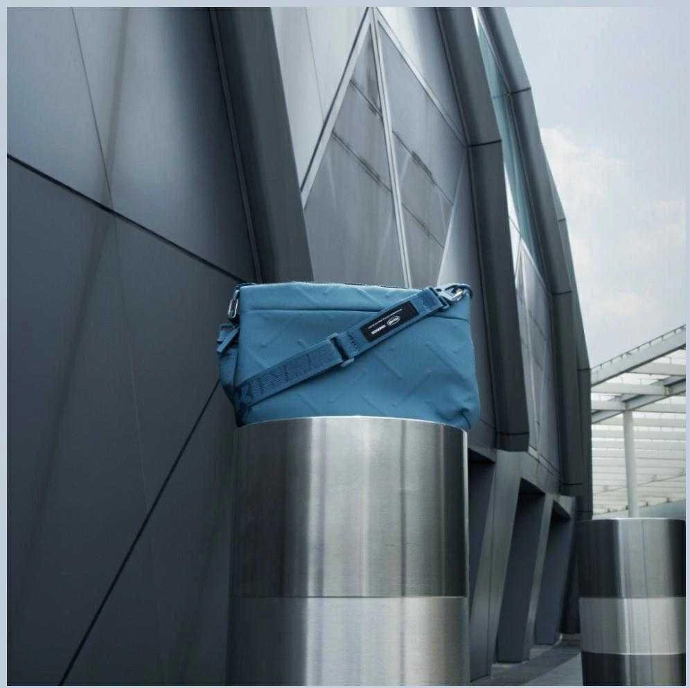 Torebka Crossbody Skinarma Juno oranžinė