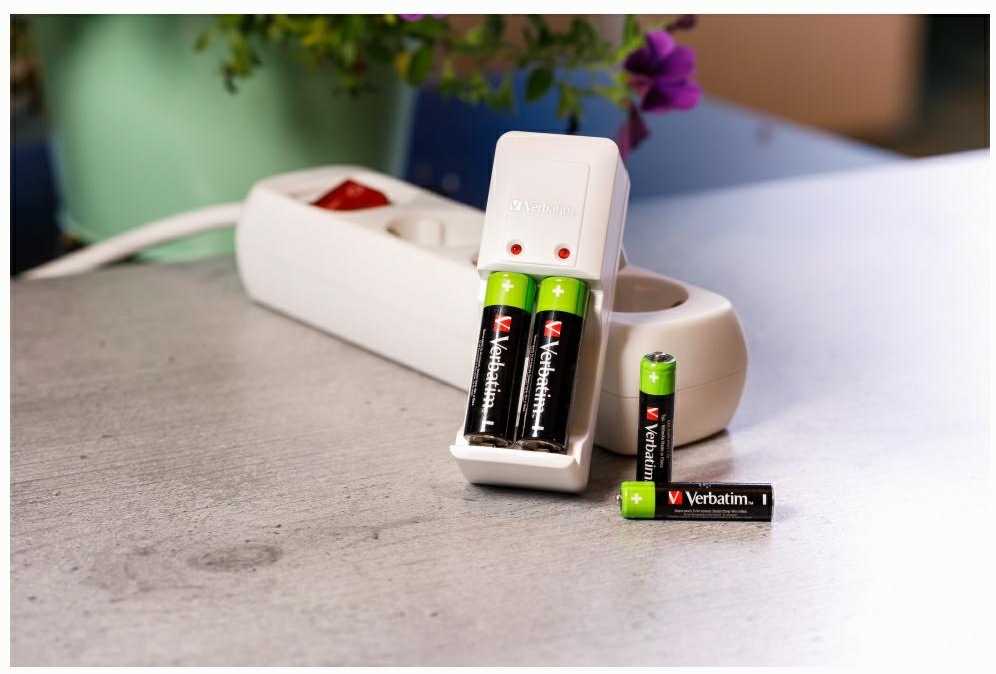 Verbatim Baterija NiMH AAA 950mAh Premium HR03 4pcs juodas 49514