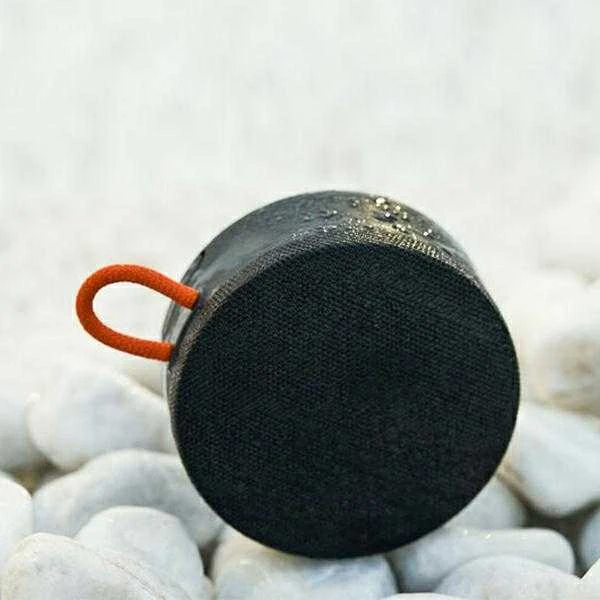 Nešiojama Bluetooth kolonėlė Mi, atspari vandeniui, juoda