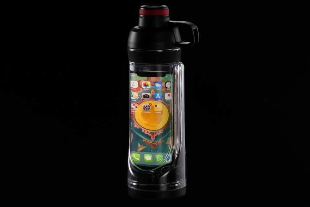 Gertuvė Atom "Hideaway" butelis 0,4 l