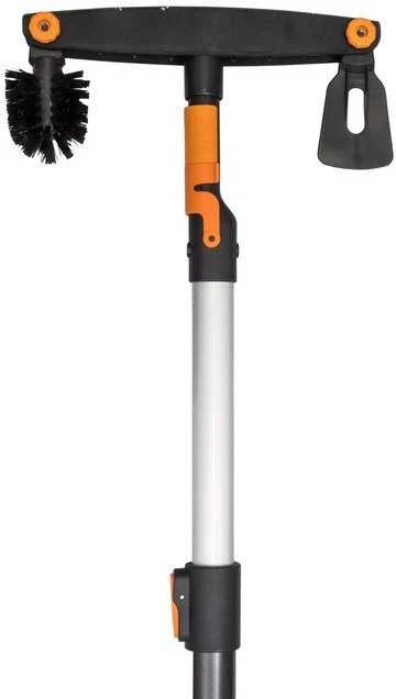 Fiskars QuikFit latakų valytuvas su teleskopiniu kotu