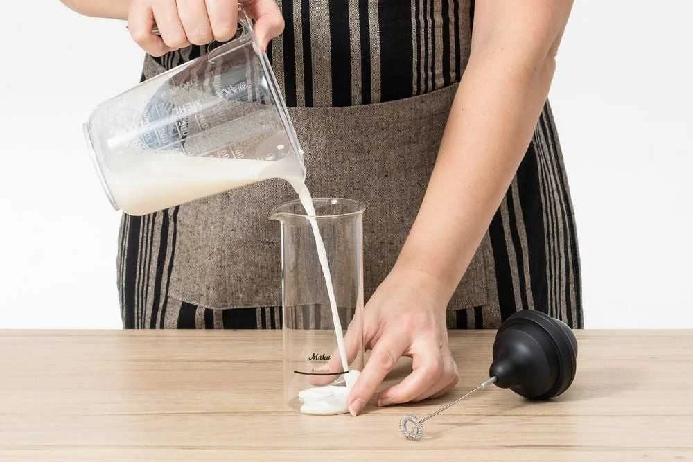 Maku pieno putų plakiklis 450ml