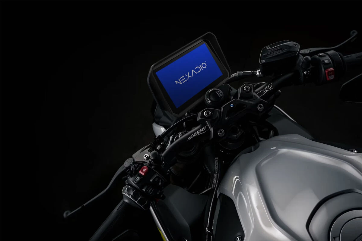 Automagnetola Baltan Nexadio MB100 multimedia motociklui aprašymas - Prekės nuotrauka