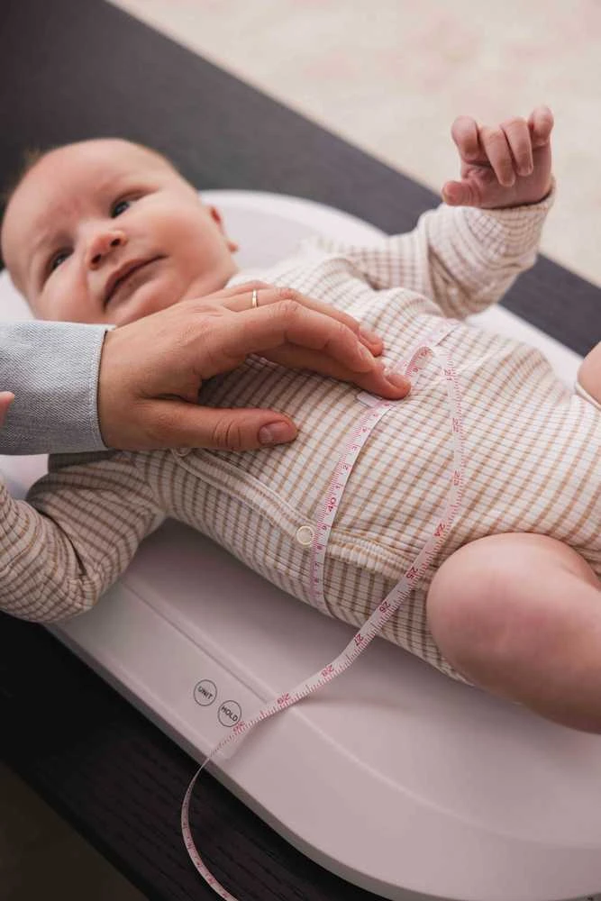 Momini kūdikių svarstyklės TinyTally
