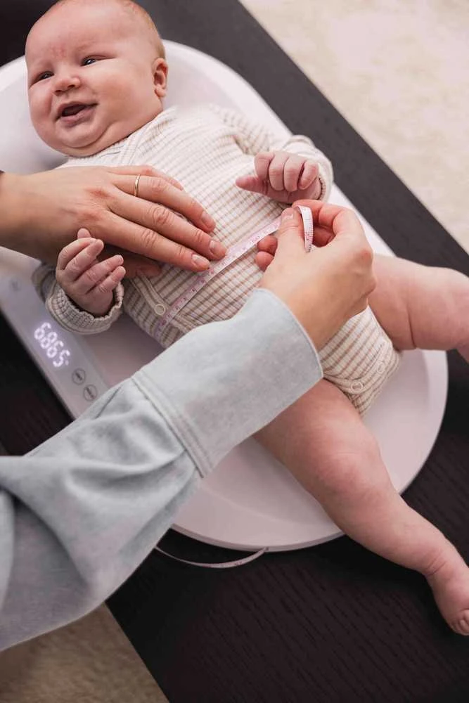 Momini kūdikių svarstyklės TinyTally