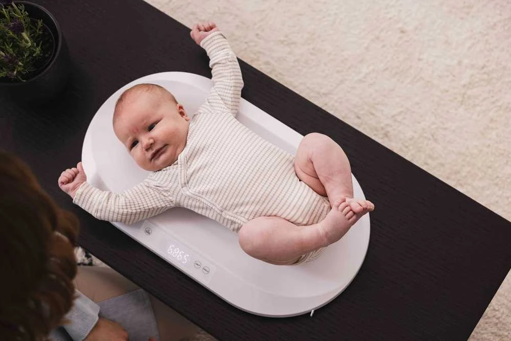 Momini kūdikių svarstyklės TinyTally