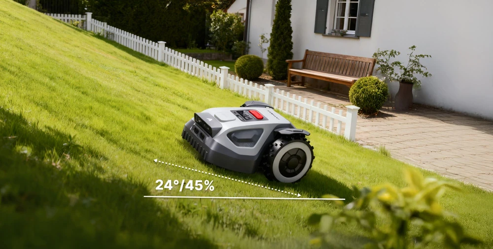 Belaidis vejos robotas ANTHBOT M5 su RTK + AI navigacija, iki 500 m²