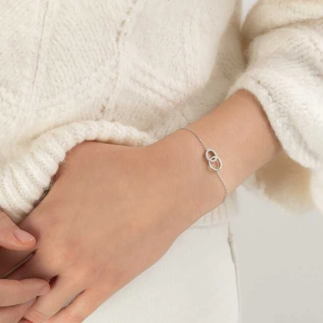 Again Jewelry Vėl Juvelyrinė Sidabrinis apyrankė su susietais žiedais AJNR0003