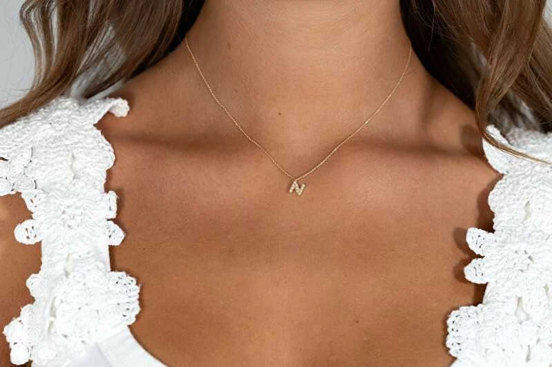 Alisia Auksu padengtas vėrinys su Swarovski perlais "N" AL4258.01.914