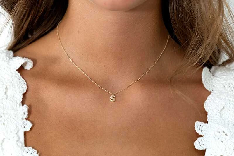Alisia Auksu padengtas vėrinys su Swarovski perlais "S" AL4258.01.919