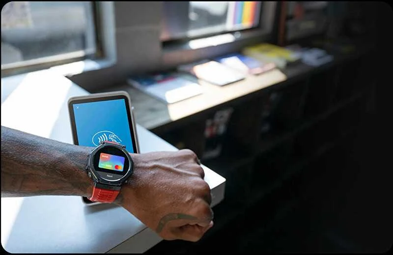 Išmanusis laikrodis Amazfit T-Rex 3, Nerudijančio plieno korpusas su onikso spalvos silikoniniu dirželiu