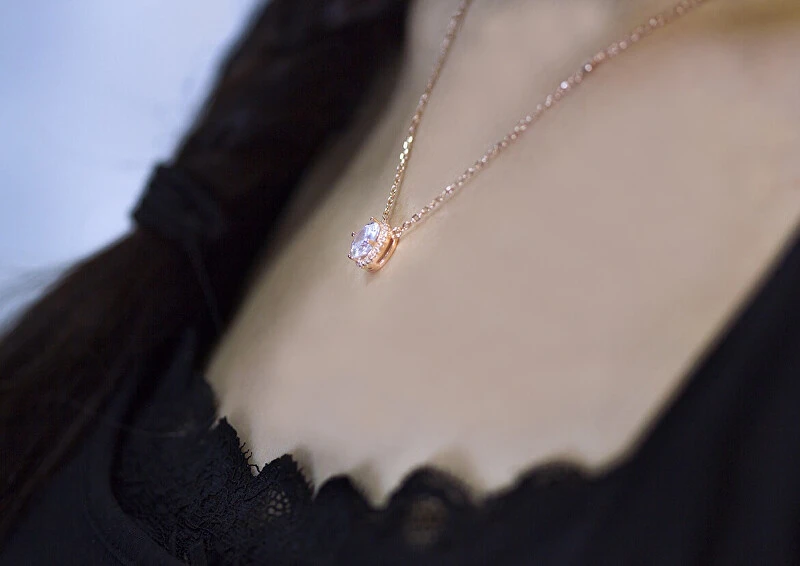 Beneto Rožinė auksinis plated sidabrinis pakabukas with crystals AGS1135 / 47-ROSE