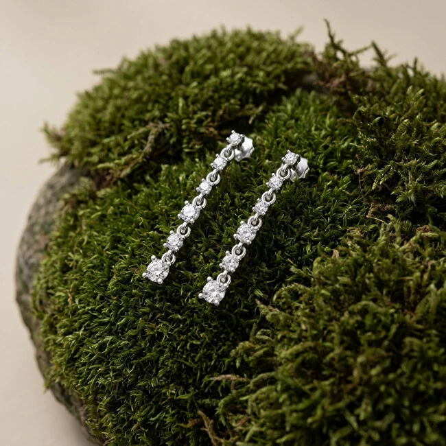 Brilio Silver Brilio Sidabrinis Elegant sidabrinis kabantys auskarai su cirkoniais EA830W