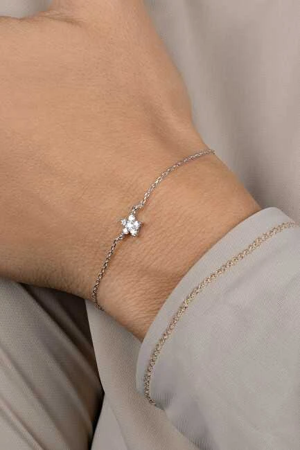 Brilio Silver Sidabrinė apyrankė moterims Sparkling Star BRC185W