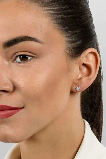Brilio Silver Blizgantys sidabriniai širdelės auskarai EA603Y