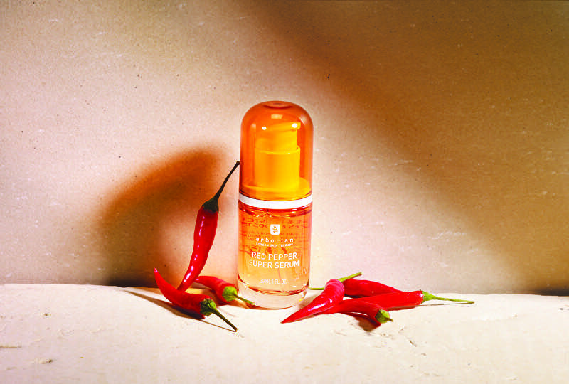 Erborian Raudona Pepper Super Serúm drėkinantis veido serumas 30ml