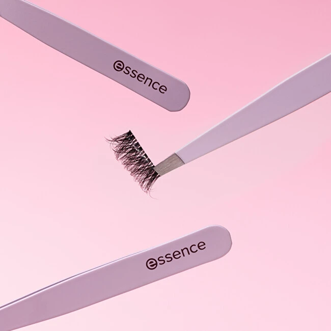 „Essence Cosmetics“ antakių pincetas, 1 vnt.