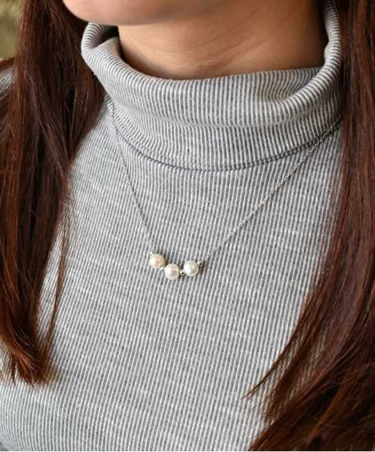Evolution Group Sidabrinis pakabukas with genuine pearls Pavon 22017.1