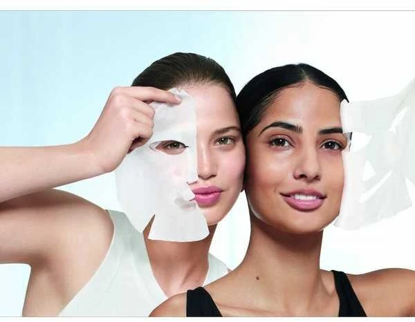 Garnier Hydra Bomb balansuojanti audinio kaukė su žaliosios arbatos ekstraktu ir hialurono rūgštimi 28g