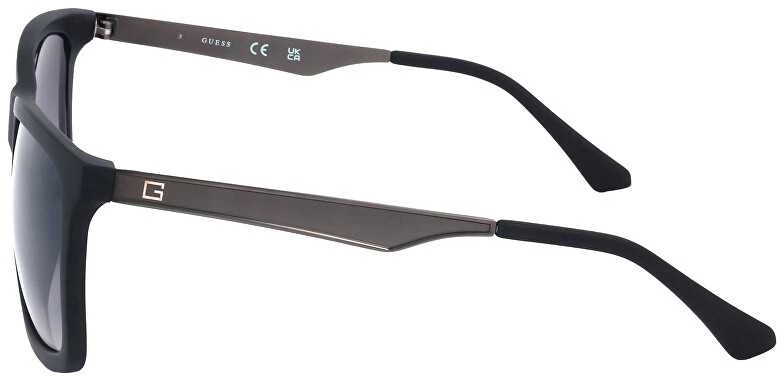Guess GF0171 02B saulės akiniai iš profilio
