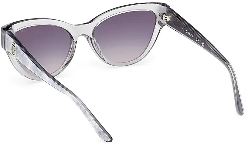 Akiniai GUESS GU00112-5620B. Akiniai przeciwsłoneczne, Kolor pilka. Kobieta.