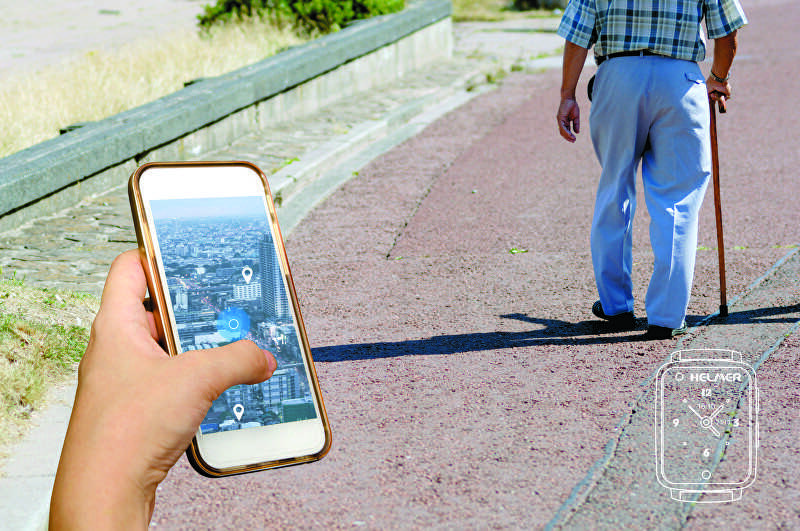 Išmanusis laikrodis Helmer Chytré dotykové hodinky s GPS lokátorem a fotoaparátem - LK 716 černé