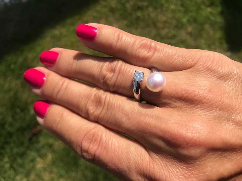 Jwl Luxury Pearls Sidabrinis žiedas su baltu perlu ir skaidriu kristalu JL0432