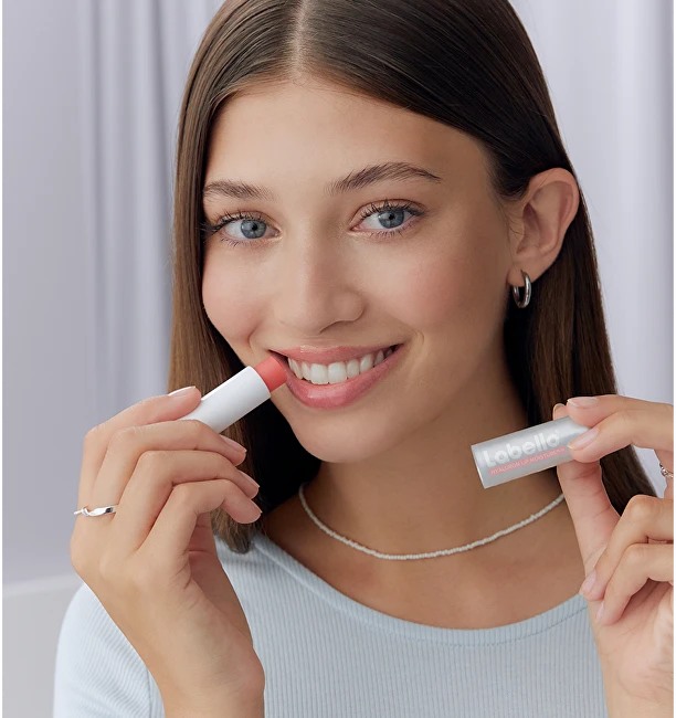Labello Hyaluron Lip Moisture Plus Lūpų balzamas