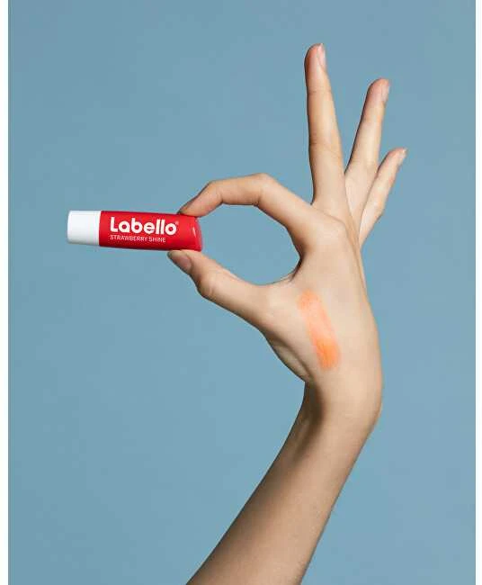 Labello Strawberry Shine Caring Lūpų balzamas