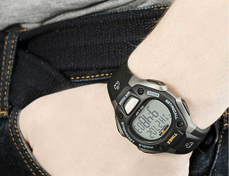 TIMEX T5E901 C30 Ironman tradicinis 30 ratų pilno dydžio vyriškas laikrodis + dėžutė