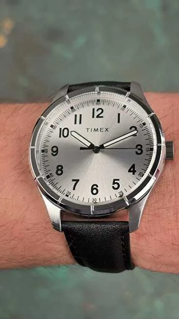 Laikrodis Timex Pagrindinė gatvė TW2Y16000