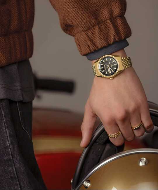 Laikrodis TIMEX TW2W62500. Kvarcas, Juoda Spalva. Vyriški.